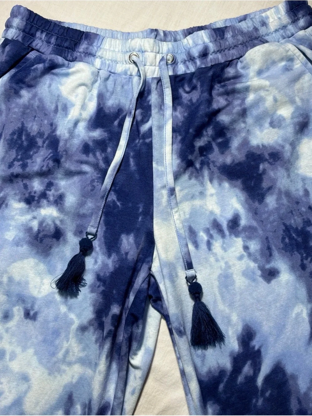 Belle by Kim Gravel Crop Pants Women’s Blue White Tie Dye Drawstring Sz M